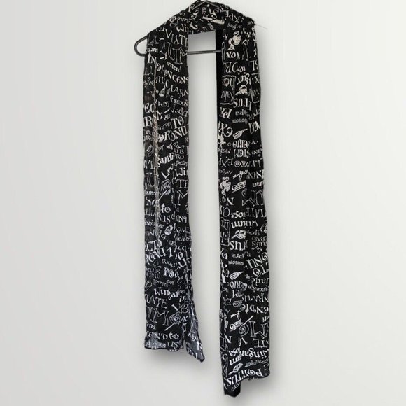 Warner Bros. Accessories - Universal Studios Wizarding World Harry Potter Black White Spells Scarf RN#12477